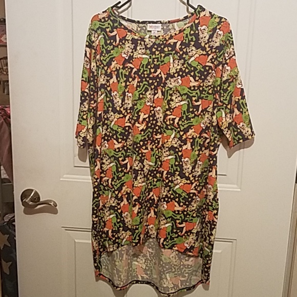 LuLaRoe Tops - Medium lularoe Kermit and piggy Irma
